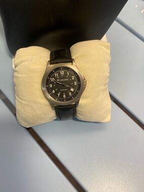 Columbia Sportswear Men's Analog Watch CL-7009 100M Water Resistant Date Black